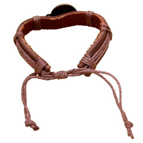Pulsera de Cuero para Hombre Diseño Único Protección de Males y Envidias Poderoso Amuleto Ajustable (Pulsera Bendita)