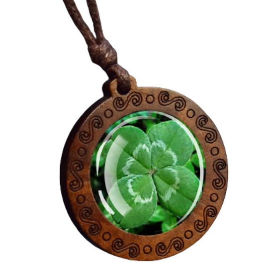 Collar de Madera de Acacia con Trébol encapsulado en Cristal Único poderoso talismán ritualizado para atraer la Fortuna